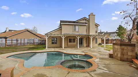 39305 Fallbrook Cir, Palmdale, CA 93551 photo 15