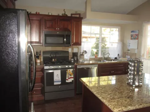 43544 Yew St, Lancaster, CA 93536 photo 9