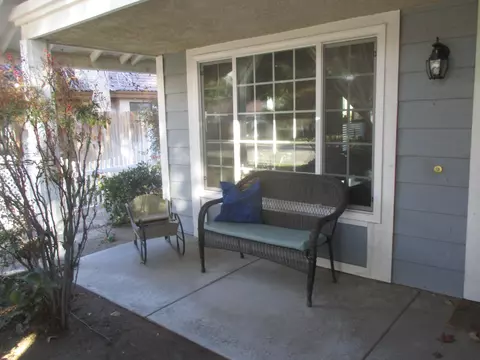 43544 Yew St, Lancaster, CA 93536 photo 3