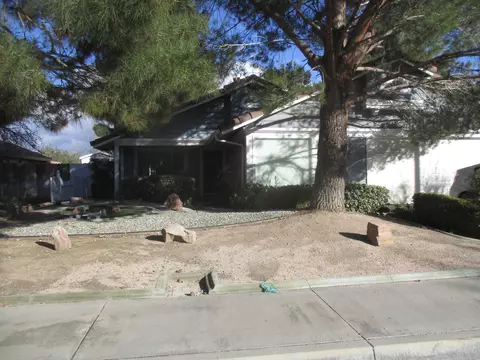 43544 Yew St, Lancaster, CA 93536 photo 1