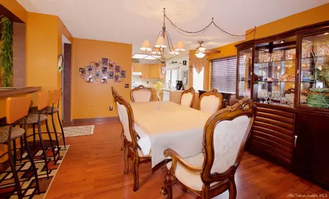 44910 Caboose Dr, Lancaster, CA 93535 photo 3