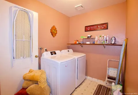 44910 Caboose Dr, Lancaster, CA 93535 photo 6