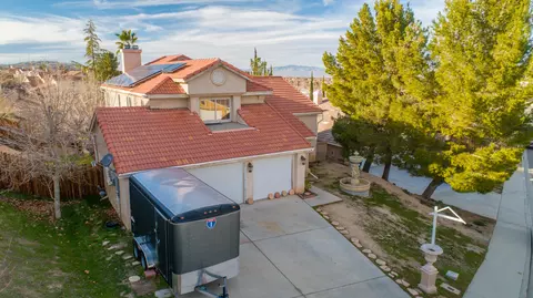 38603 Juniper Tree Rd, Palmdale, CA 93551 photo 1