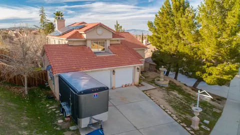 38603 Juniper Tree Rd, Palmdale, CA 93551 photo 2