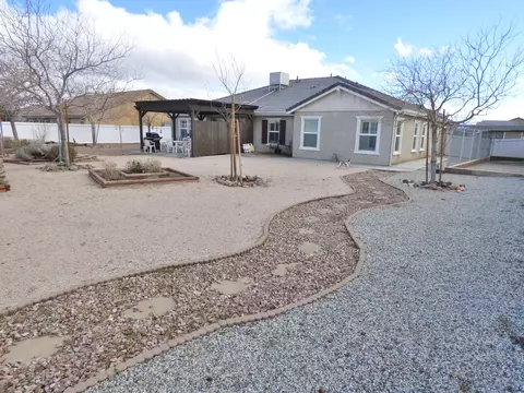 1607 Whitlatch Dr, Lancaster, CA 93535 photo 28