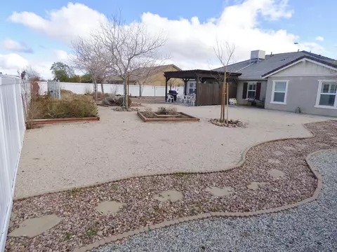 1607 Whitlatch Dr, Lancaster, CA 93535 photo 37