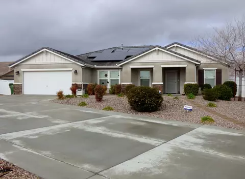 1607 Whitlatch Dr, Lancaster, CA 93535 photo 1