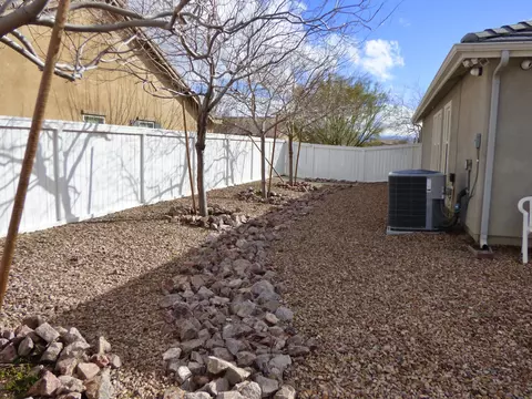 1607 Whitlatch Dr, Lancaster, CA 93535 photo 30
