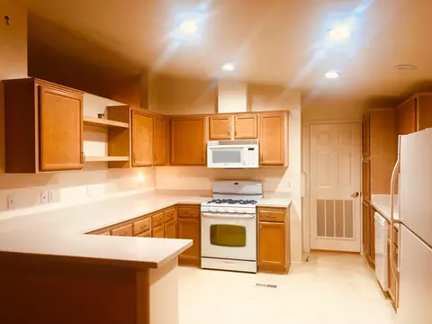 43850 20th Street East St E #109, Lancaster, CA 93535 photo 5