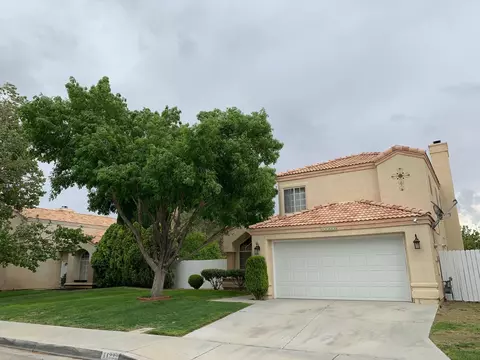 44222 Lively Ave, Lancaster, CA 93536 photo 3