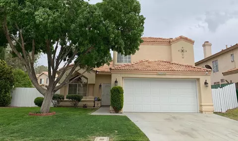 44222 Lively Ave, Lancaster, CA 93536 photo 2