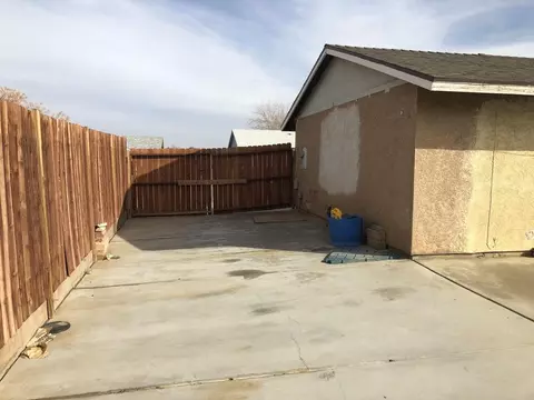 40555 154th St East St E, Lancaster, CA 93535 photo 9