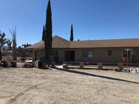 6120 Avenue T-2 E, Palmdale, CA 93552 photo 1