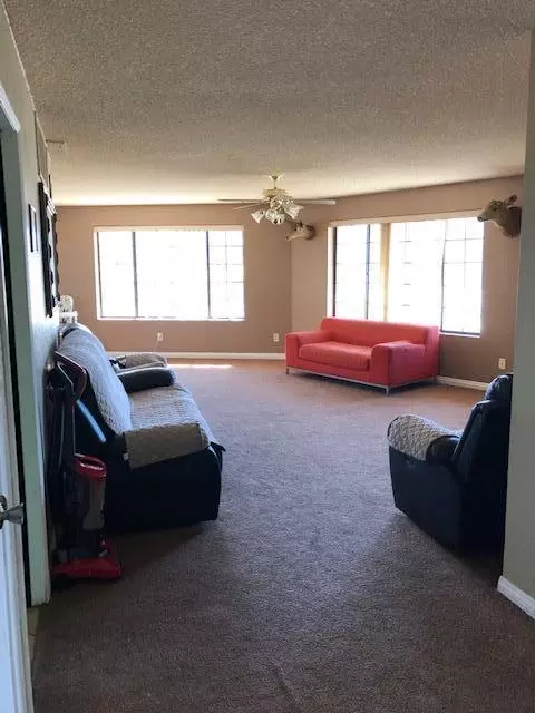 6120 Avenue T-2 E, Palmdale, CA 93552 photo 11