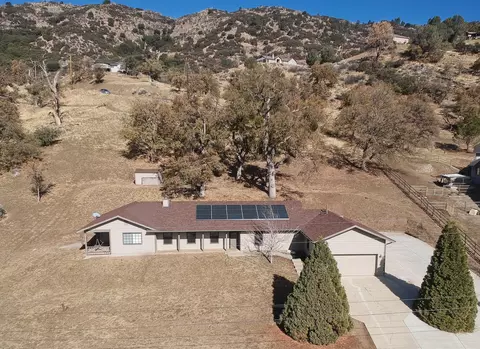 24355 Palomino Way, Tehachapi, CA 93561 photo 3