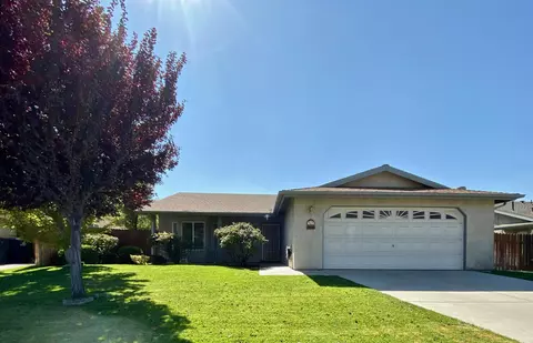 412 Apple Way, Tehachapi, CA 93561 photo 2