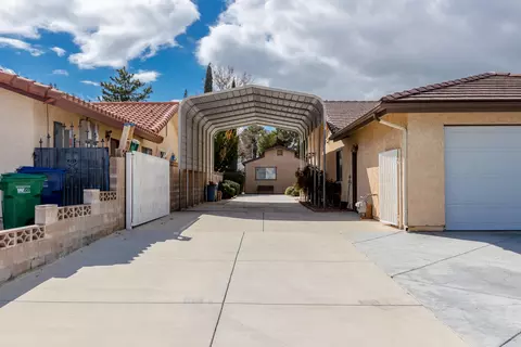 42971 Sachs Dr, Lancaster, CA 93536 photo 5
