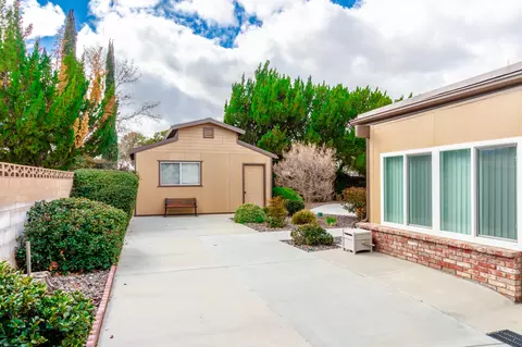 42971 Sachs Dr, Lancaster, CA 93536 photo 30