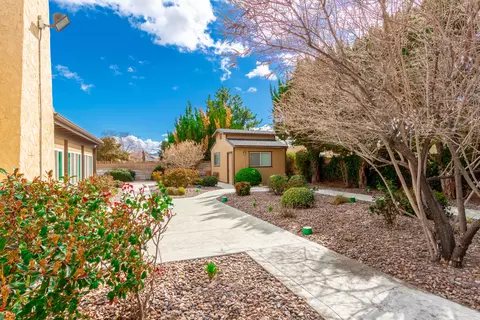 42971 Sachs Dr, Lancaster, CA 93536 photo 28
