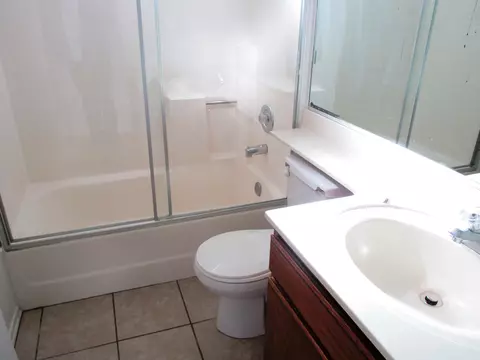 37737 Silk Tree Ln, Palmdale, CA 93550 photo 8
