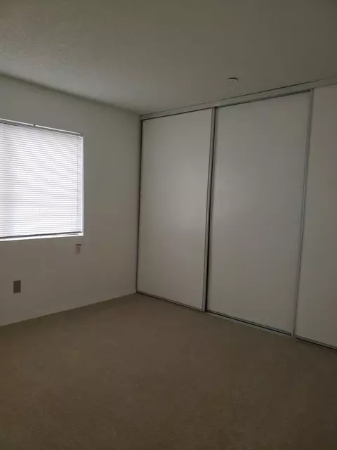 44406 15th St E #10, Lancaster, CA 93535 photo 8