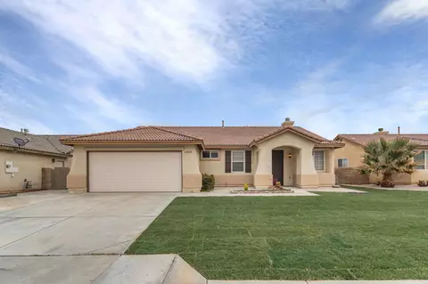 45818 Coventry Ct, Lancaster, CA 93534 photo 1