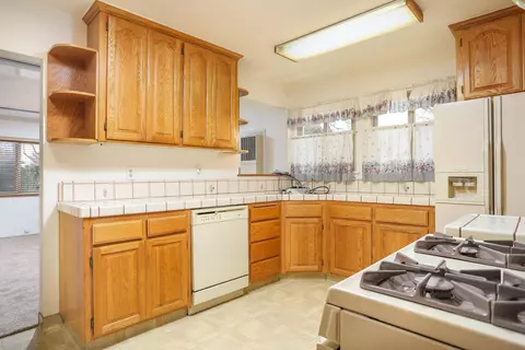 38146 17th St E, Palmdale, CA 93550 photo 11