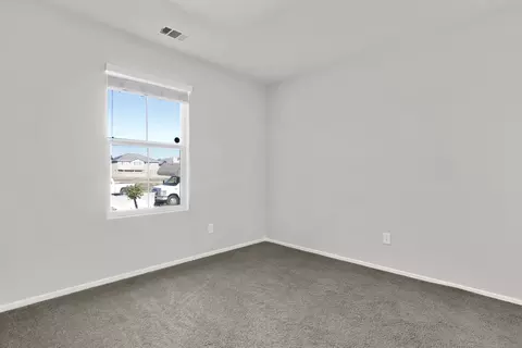 43236 Carol Dr, Lancaster, CA 93535 photo 13