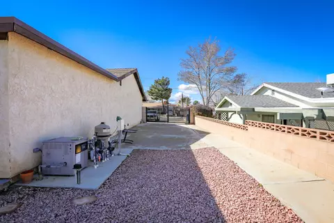 42108 47th St W, Lancaster, CA 93536 photo 17