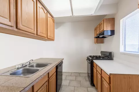 43600 Stanridge Ave, Lancaster, CA 93535 photo 3