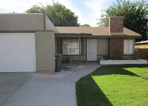 44209 E 4th St, Lancaster, CA 93535 photo 1
