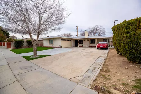 44861 5th St E, Lancaster, CA 93535 photo 3