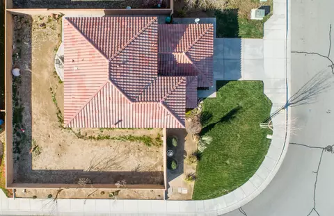 45129 Parkview Ln, Lancaster, CA 93535 photo 32