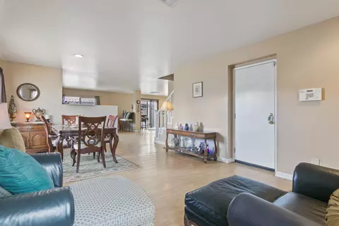 45129 Parkview Ln, Lancaster, CA 93535 photo 6