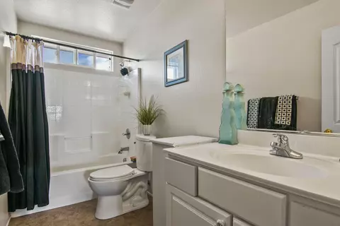 45129 Parkview Ln, Lancaster, CA 93535 photo 19