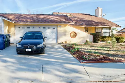 3811 Gem Ct, Lancaster, CA 93536 photo 1