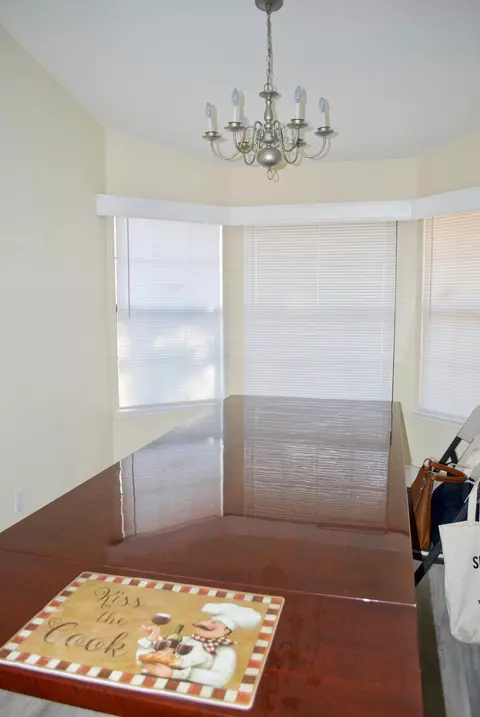 3811 Gem Ct, Lancaster, CA 93536 photo 6