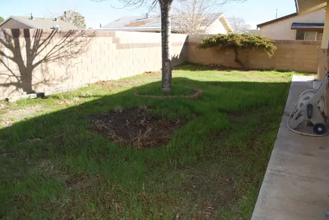 3811 Gem Ct, Lancaster, CA 93536 photo 14