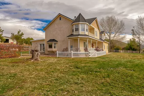 3833 Sourdough Rd, Acton, CA 93510 photo 2