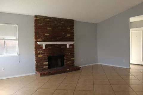 3252 Avenue S2 E, Palmdale, CA 93550 photo 5
