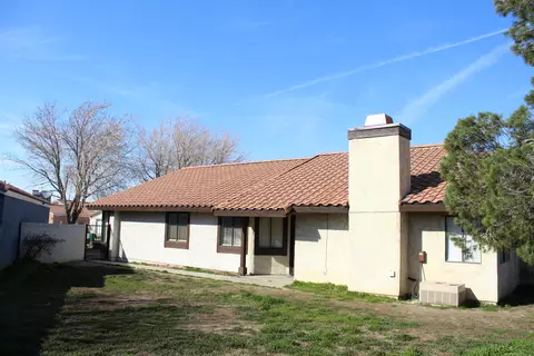3252 Avenue S2 E, Palmdale, CA 93550 photo 11