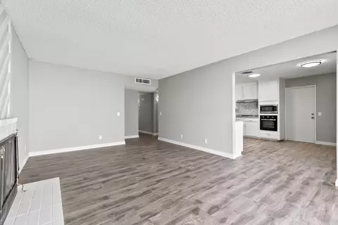 45401 Lorimer Ave, Lancaster, CA 93534 photo 10