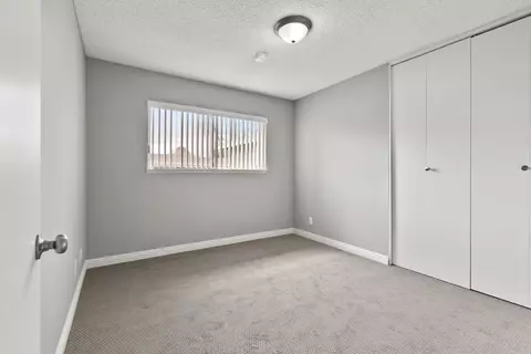 45401 Lorimer Ave, Lancaster, CA 93534 photo 17