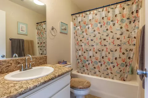 44058 Brandon Thomas Way, Lancaster, CA 93536 photo 16