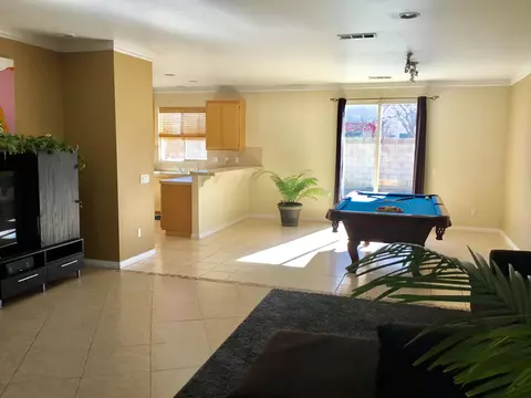 1816 Lingard St E, Lancaster, CA 93535 photo 5