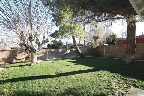 44946 Camolin Ave, Lancaster, CA 93534 photo 17