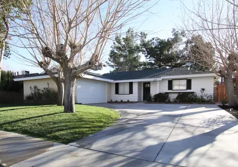 44946 Camolin Ave, Lancaster, CA 93534 photo 1