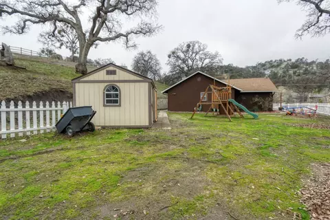 29150 Angus Ct, Tehachapi, CA 93561 photo 25