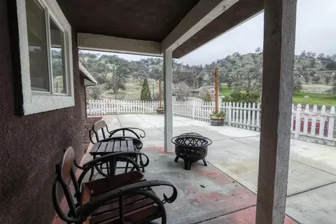 29150 Angus Ct, Tehachapi, CA 93561 photo 18
