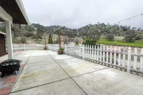 29150 Angus Ct, Tehachapi, CA 93561 photo 19